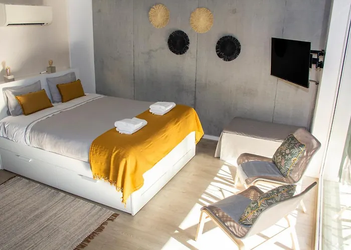 Casa Falcoeiras - Estudio Com Terraco Privado Apartmán *